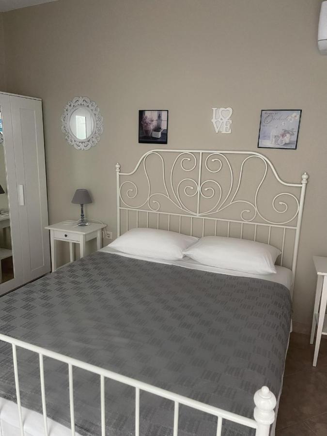 Delfini Beach Hotel&Suites Archangelos  Buitenkant foto