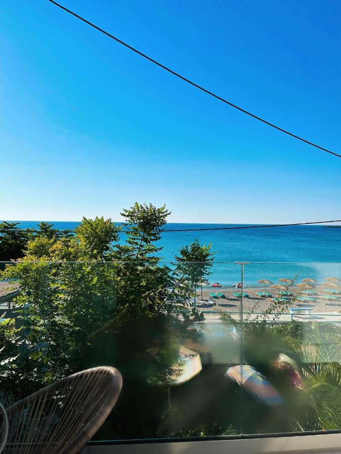 Delfini Beach Hotel&Suites Archangelos  Buitenkant foto