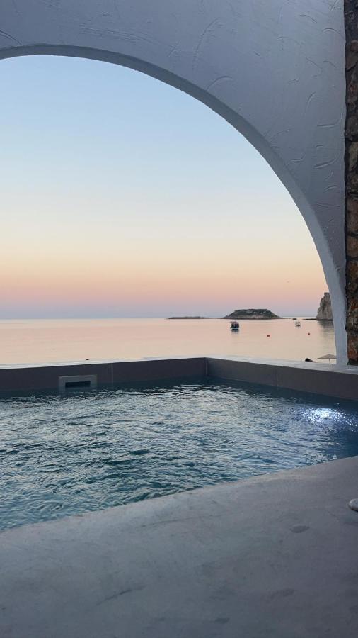 Delfini Beach Hotel&Suites Archangelos  Buitenkant foto